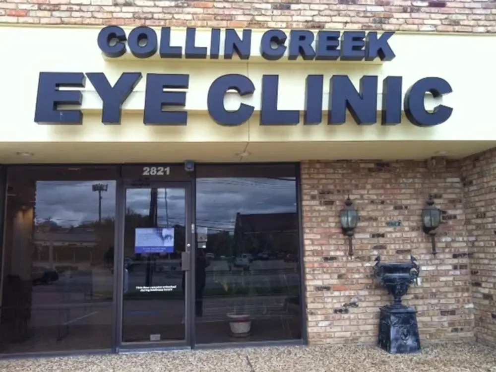 Collin Creek Eye Clinic office in Plano