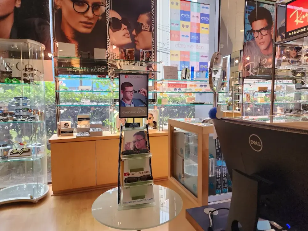 Dream Vision Eye Care office in Honolulu