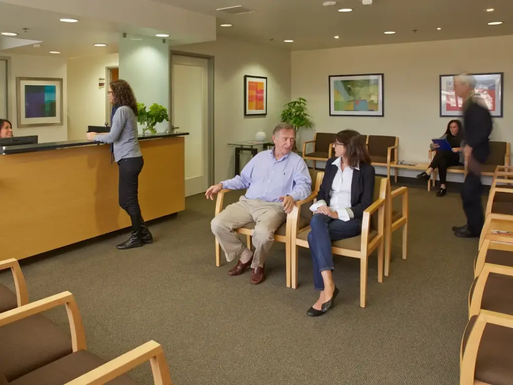 Eduardo Besser, M.D. Ophthalmology office in Culver City