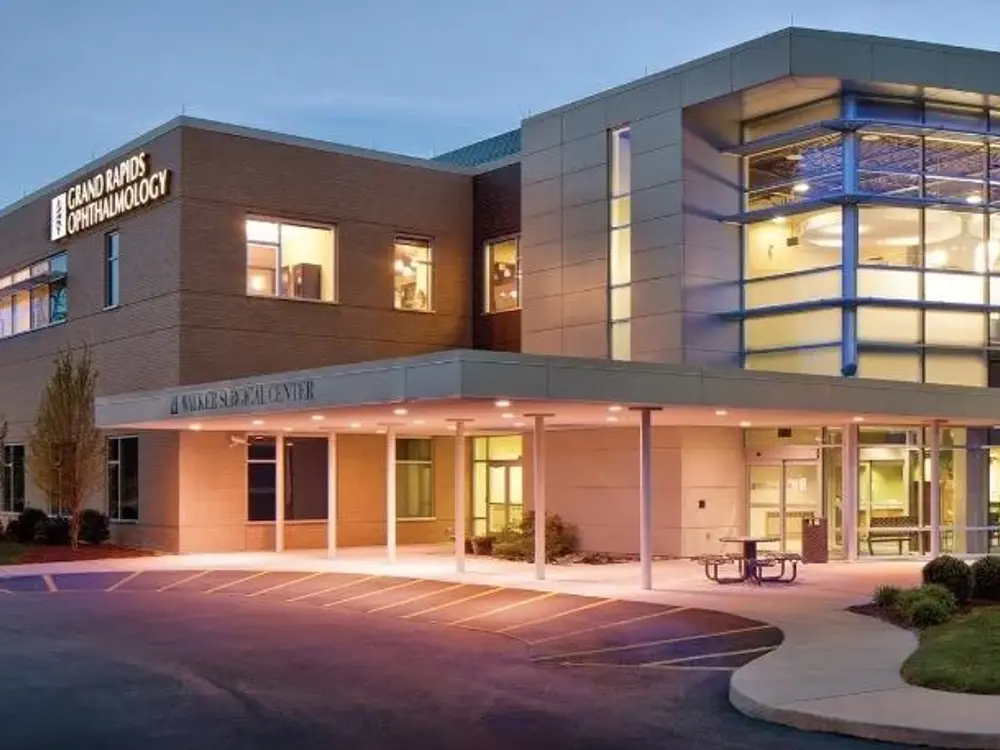 Grand Rapids Ophthalmology office in Walker