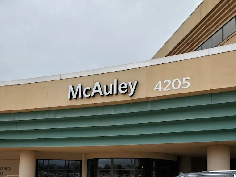 Hummel Eye Associates office in Oklahoma City