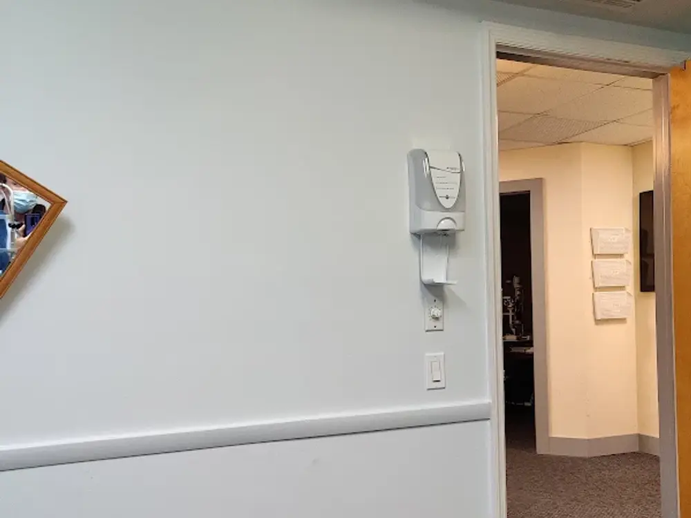 NY LASIK, a Division of Laser & Microsurgery PC office in Brooklyn