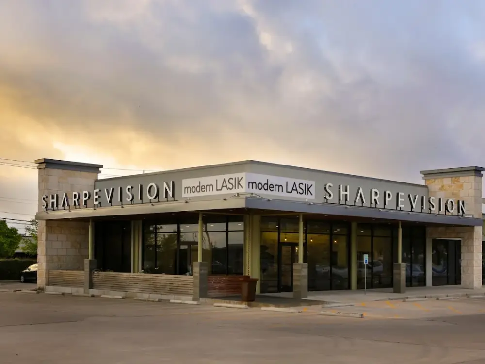 SharpeVision MODERN LASIK & LENS office in Austin