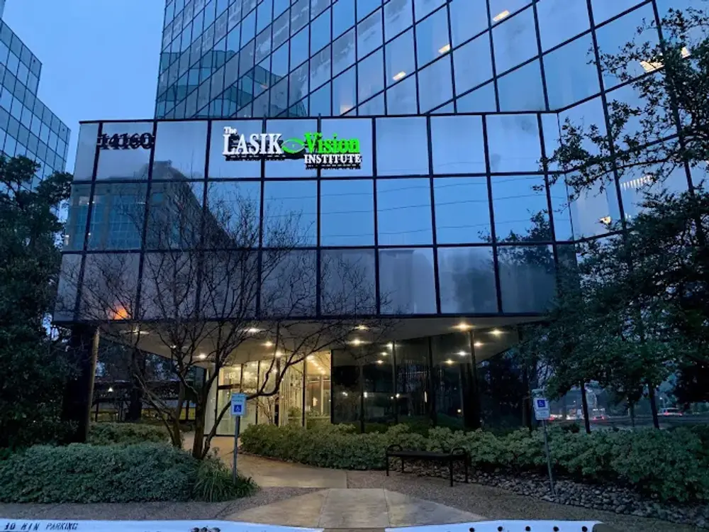 The LASIK Vision Institute office in Dallas