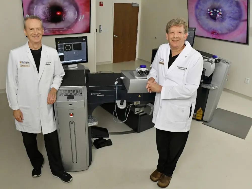 WashU Medicine LASIK Surgery Center office in Creve Coeur